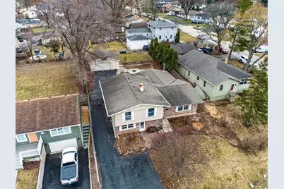 314 Plum Street, Lake in the Hills, IL 60156 - Photo 35