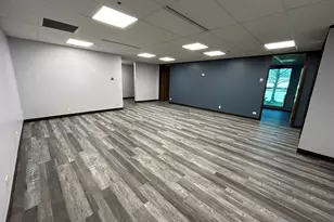 977 N Oaklawn Ave, Elmhurst, IL 60126 - Photo 9