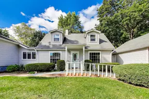 546 Thorndale Ave, Park City, IL 60085 - Photo 3