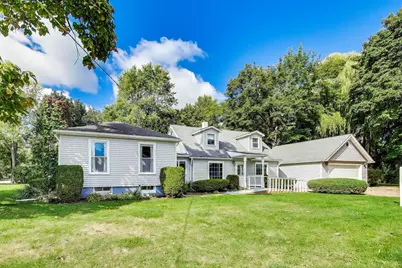 546 Thorndale Avenue, Park City, IL 60085 - Photo 1