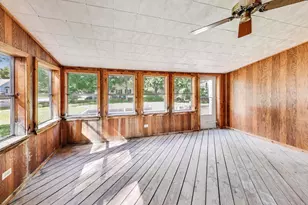 546 Thorndale Ave, Park City, IL 60085 - Photo 25