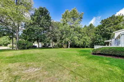 546 Thorndale Avenue, Park City, IL 60085 - Photo 29