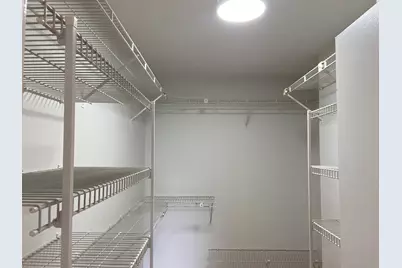 1605 E Central Road #410B, Arlington Heights, IL 60005 - Photo 9