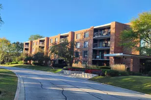 1605 E Central Rd, Arlington Heights, IL 60005 - Photo 1