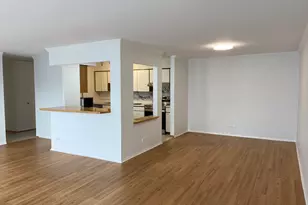 1605 E Central Rd, Arlington Heights, IL 60005 - Photo 3