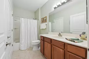 1104 Heathrow Ln, Aurora, IL 60502 - Photo 21