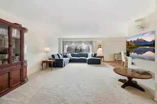 6933 N Kedzie Ave, Chicago, IL 60645 - Photo 3