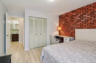 3300 N Carriageway Dr, Arlington Heights, IL 60004 - Photo 13