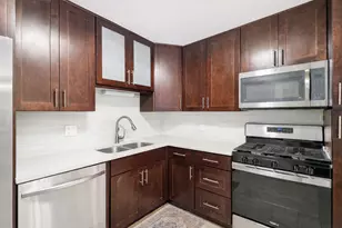 3300 N Carriageway Dr, Arlington Heights, IL 60004 - Photo 11