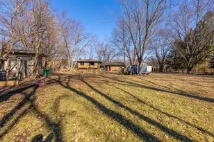 41W461 Burlington Rd, Saint Charles, IL 60175 - Photo 29