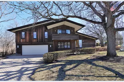 995 Norman Avenue, Gurnee, IL 60031 - Photo 1