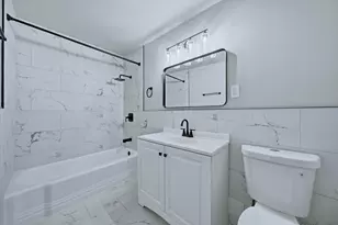 5740 N Sheridan Rd, Chicago, IL 60660 - Photo 13