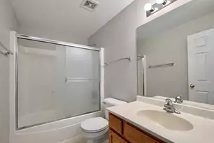 2310 Shiloh Dr, Aurora, IL 60503 - Photo 13