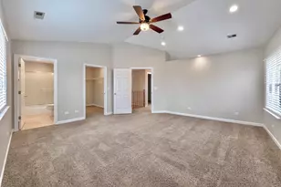 2310 Shiloh Dr, Aurora, IL 60503 - Photo 11