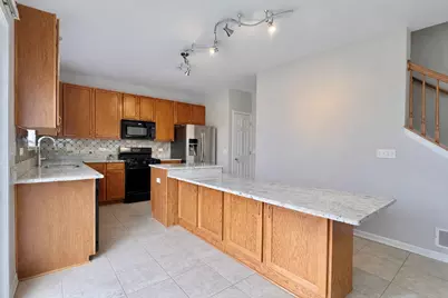 2310 Shiloh Drive, Aurora, IL 60503 - Photo 7