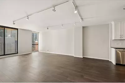 70 W Huron Street #1704, Chicago, IL 60654 - Photo 9