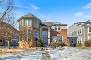 408 N White Deer Trail, Vernon Hills, IL 60061 - Photo 1