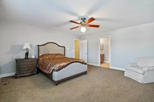 408 N White Deer Trail, Vernon Hills, IL 60061 - Photo 27