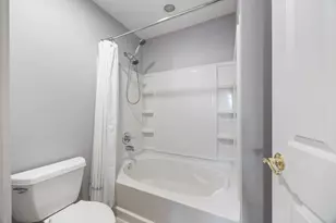 408 N White Deer Trail, Vernon Hills, IL 60061 - Photo 29