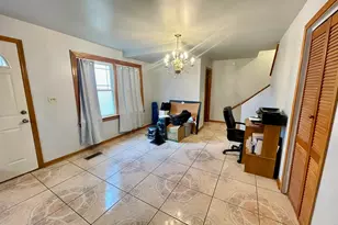 2970 W Nelson St, Chicago, IL 60618 - Photo 7