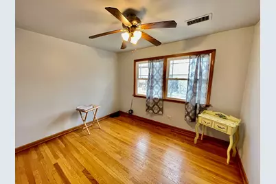 2970 W Nelson Street, Chicago, IL 60618 - Photo 21