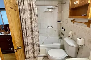 2970 W Nelson St, Chicago, IL 60618 - Photo 17