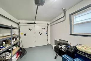 2970 W Nelson St, Chicago, IL 60618 - Photo 23