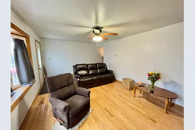 2970 W Nelson Street, Chicago, IL 60618 - Photo 11
