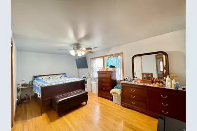 2970 W Nelson Street, Chicago, IL 60618 - Photo 15