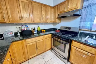 2970 W Nelson St, Chicago, IL 60618 - Photo 5