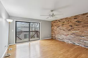 105 W Dover Dr, Mount Prospect, IL 60056 - Photo 15