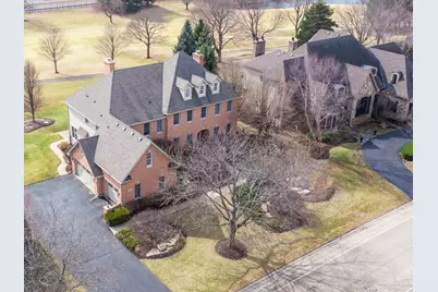 121 Boulder Drive, Lake in the Hills, IL 60156 - Photo 3