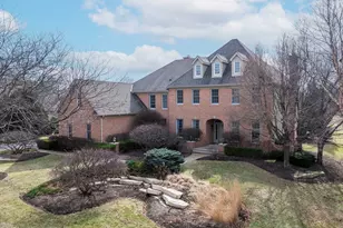 121 Boulder Dr, Lake in the Hills, IL 60156 - Photo 1