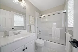 121 Boulder Dr, Lake in the Hills, IL 60156 - Photo 33