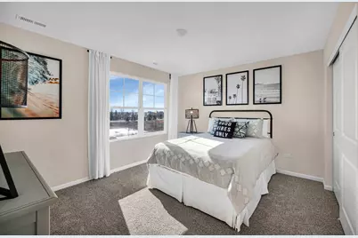 [Address not provided], Elgin, IL 60124 - Photo 25