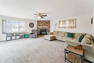 1520 Yorkshire Dr, Hanover Park, IL 60133 - Photo 15