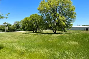 3013 N US Hwy 12, Spring Grove, IL 60081 - Photo 1