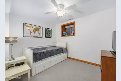 2724 N Troy Street, Chicago, IL 60647 - Photo 17