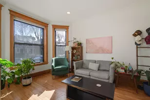 2724 N Troy St, Chicago, IL 60647 - Photo 3