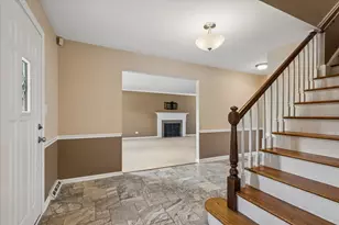 1318 Gamon Rd, Wheaton, IL 60189 - Photo 3