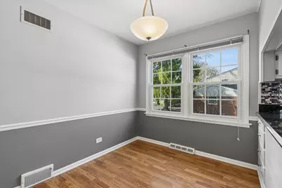 1318 Gamon Road, Wheaton, IL 60189 - Photo 11