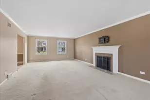 1318 Gamon Rd, Wheaton, IL 60189 - Photo 5