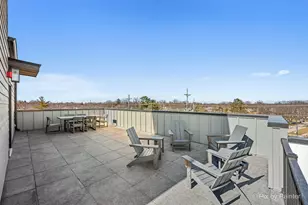 27 W Park Blvd, Villa Park, IL 60181 - Photo 11