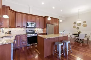 2249 W Irving Park Rd, Chicago, IL 60618 - Photo 7