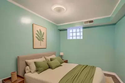 8151 S Bennett Avenue, Chicago, IL 60617 - Photo 17