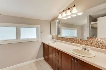 2439 High Street, Blue Island, IL 60406 - Photo 15