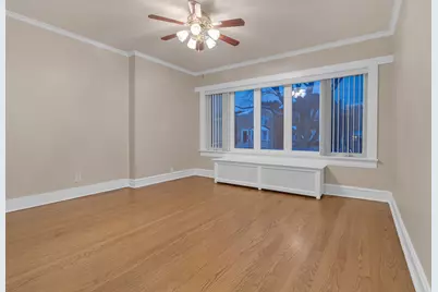 6138 N Meade Avenue, Chicago, IL 60646 - Photo 3