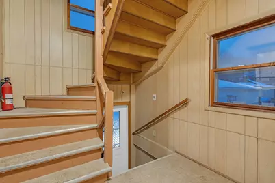 6138 N Meade Avenue, Chicago, IL 60646 - Photo 27