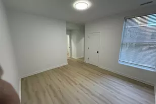 7717 N Sheridan Rd, Chicago, IL 60626 - Photo 9