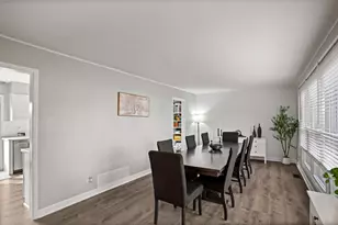 308 Skyvue Ln, Schaumburg, IL 60194 - Photo 3